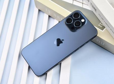 龙江镇苹果维修点分享iPhone 15 Pro Max自动关机造成的原因 